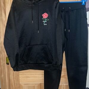 Mens hoodie & sweatpants set size Large